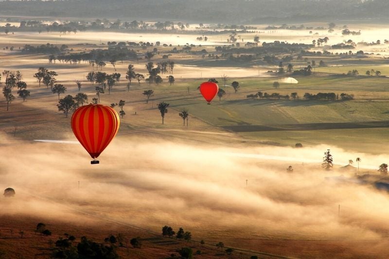hot air balloon ride in Gold Coast