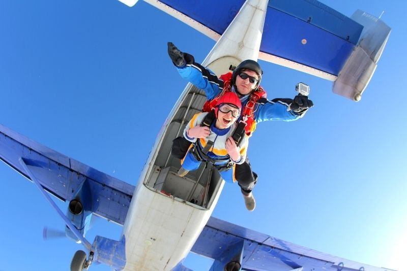 skydiving in Perth
