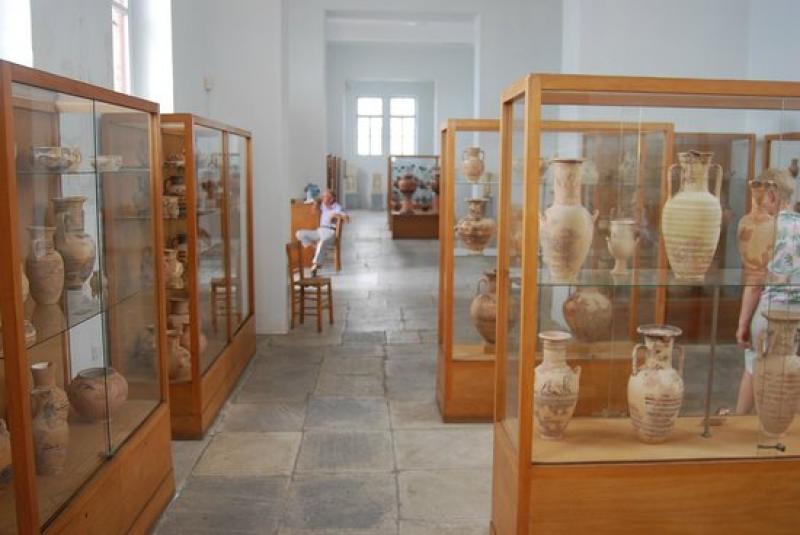 Mykonos Archaeological Museum