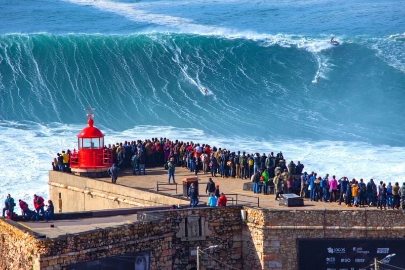 Excursion d'une journée à Nazare au départ de Lisbonne