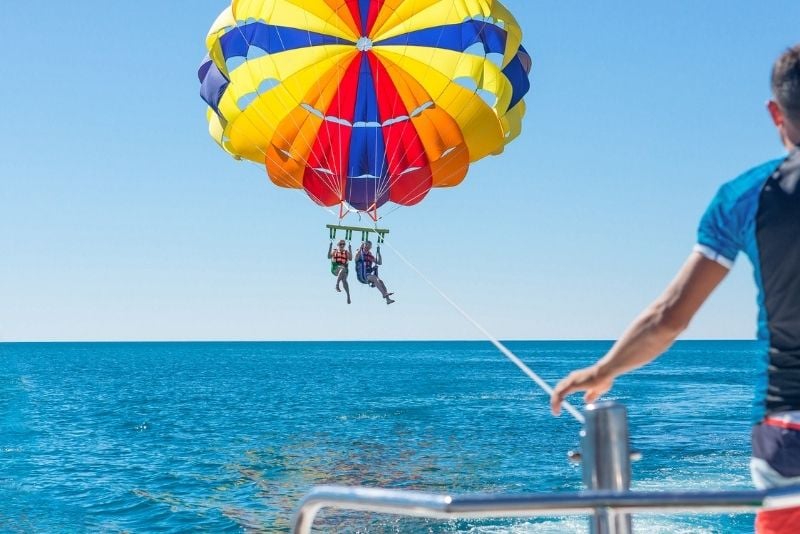 parasailing in Key Largo