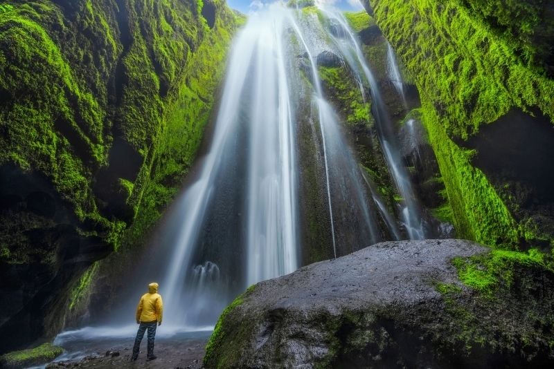 Cascade de Gljúfrabúi en Islande