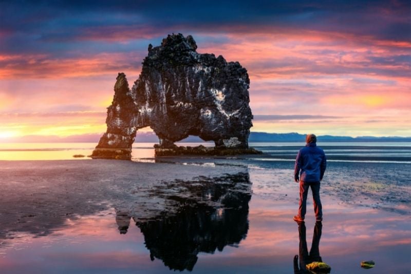 Hvítserkur in Islanda