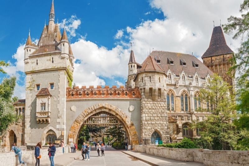 Visites du château de Vajdahunyad