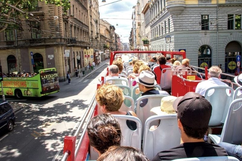 bus tours in Budapest