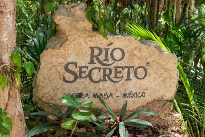 Rio Secreto entrance
