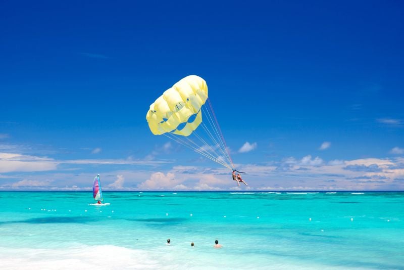 paragliding in Cozumel