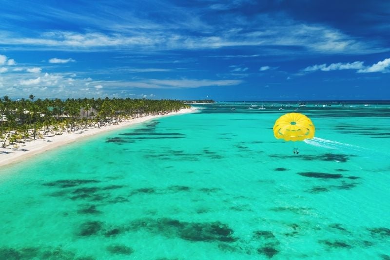 parasailing in Punta Cana