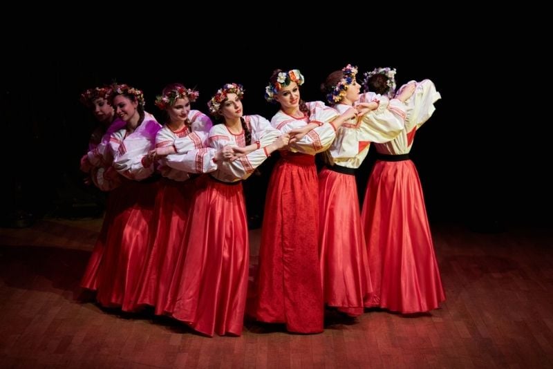 Russian dance shows in Moscow