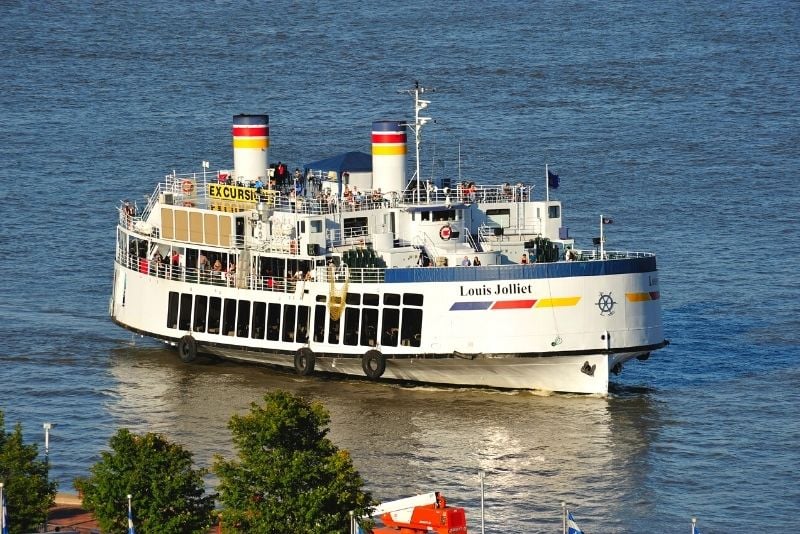 Saint Lawrence River boat tour