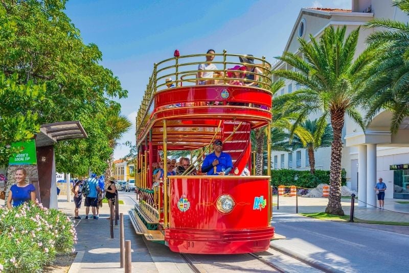 Trolley tour in Aruba