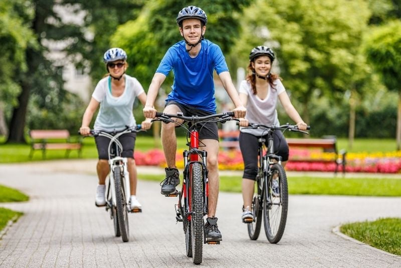 bike tours in Montreal