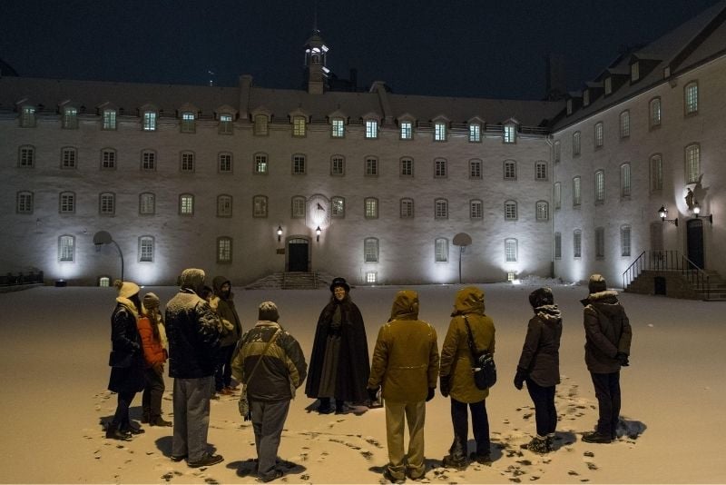 ghosts & crimes tours in Quebec City