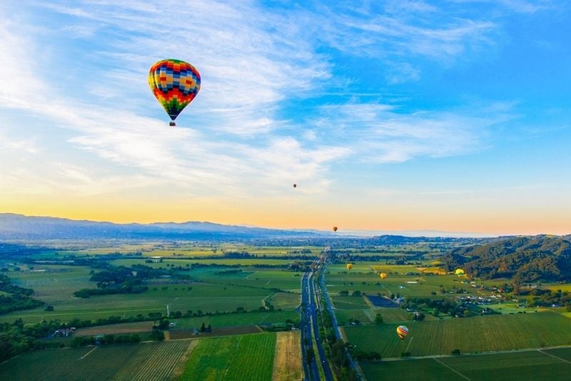 hot air balloon rides in Napa Valley