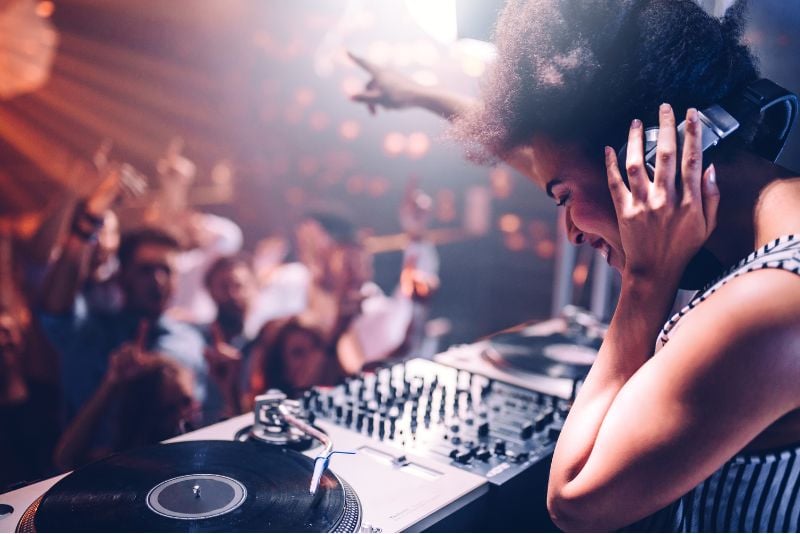 clear safari autofill iphone nightlife in Moscow