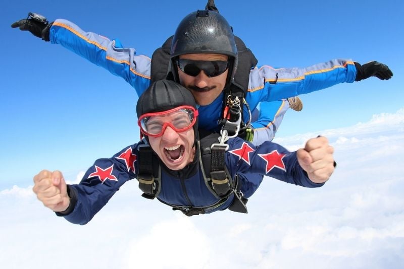 skydiving in Aruba