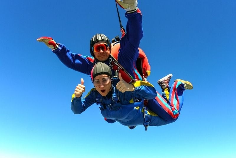 parachutisme à Athènes