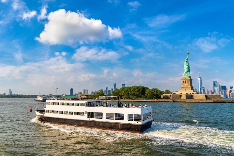Boat tours in Brooklyn