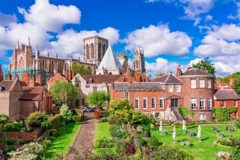 best places to visit in uk for young adults