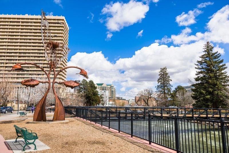 Truckee Riverwalk, Reno