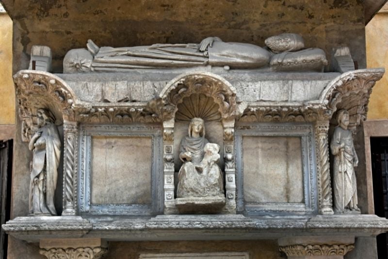 Scaliger Tombs, Verona