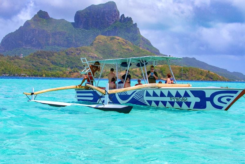 Polynesian Outrigger Canoe, Bora Bora
