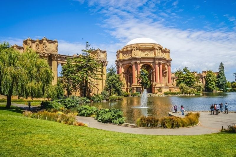 what is a tourist attraction in california