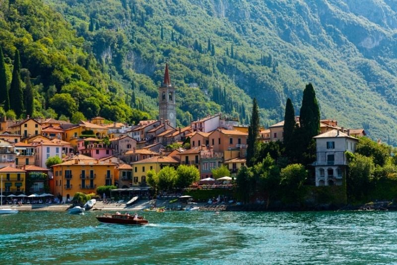 Tour in barca di lusso in stile veneziano sul Lago di Como