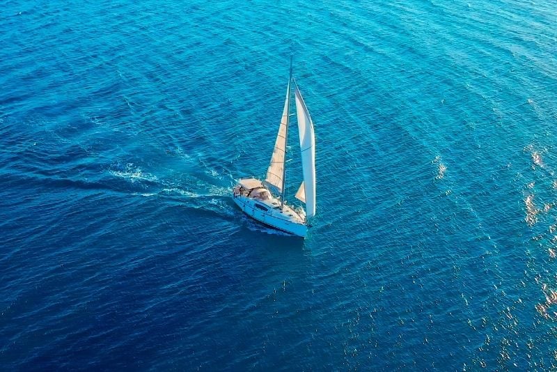 Tour in barca a vela del Lago di Como