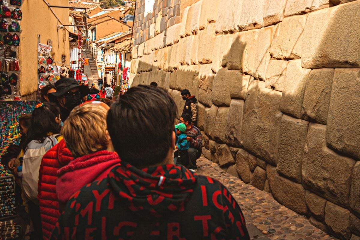 Twelve Angled Stone, Cusco