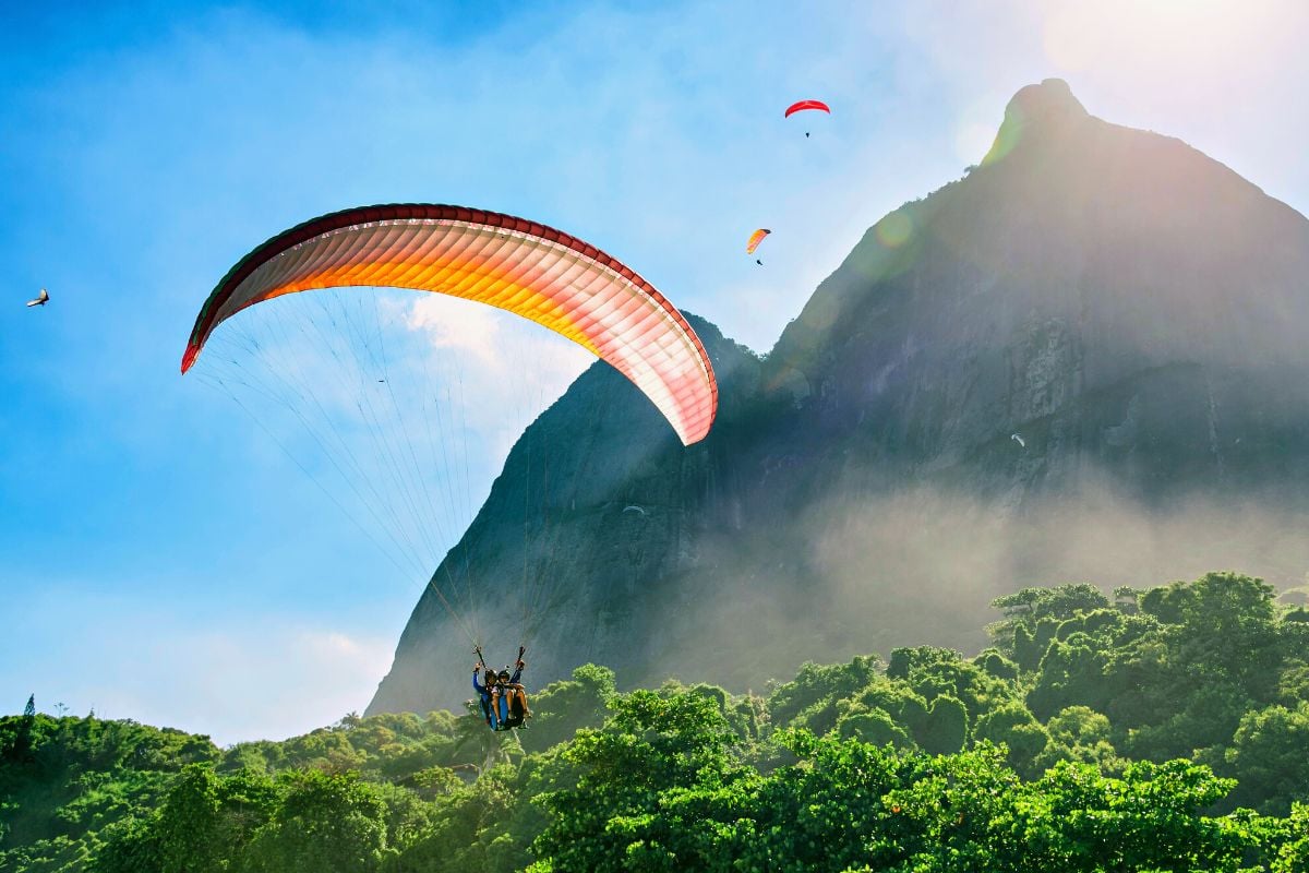 paragliding in Rio de Janeiro