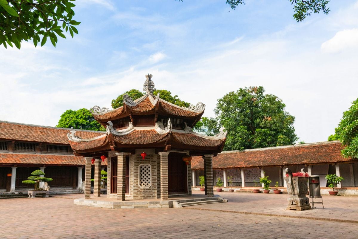 Lang Pagoda, Hanoi