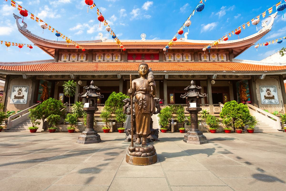 Vinh Nghiem Buddhist Temple, Ho Chi Minh City