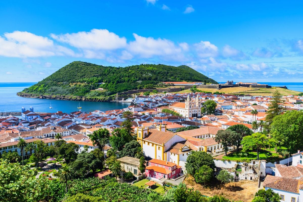 Angra do Heroísmo, Azzorre