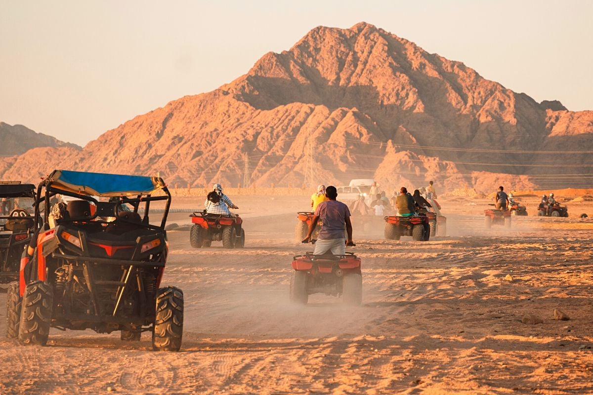 desert safaris in Hurghada