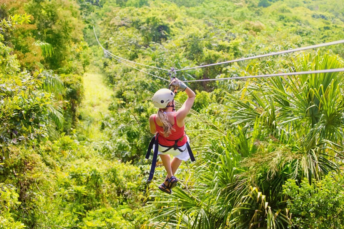 zip lining in Costa Rica