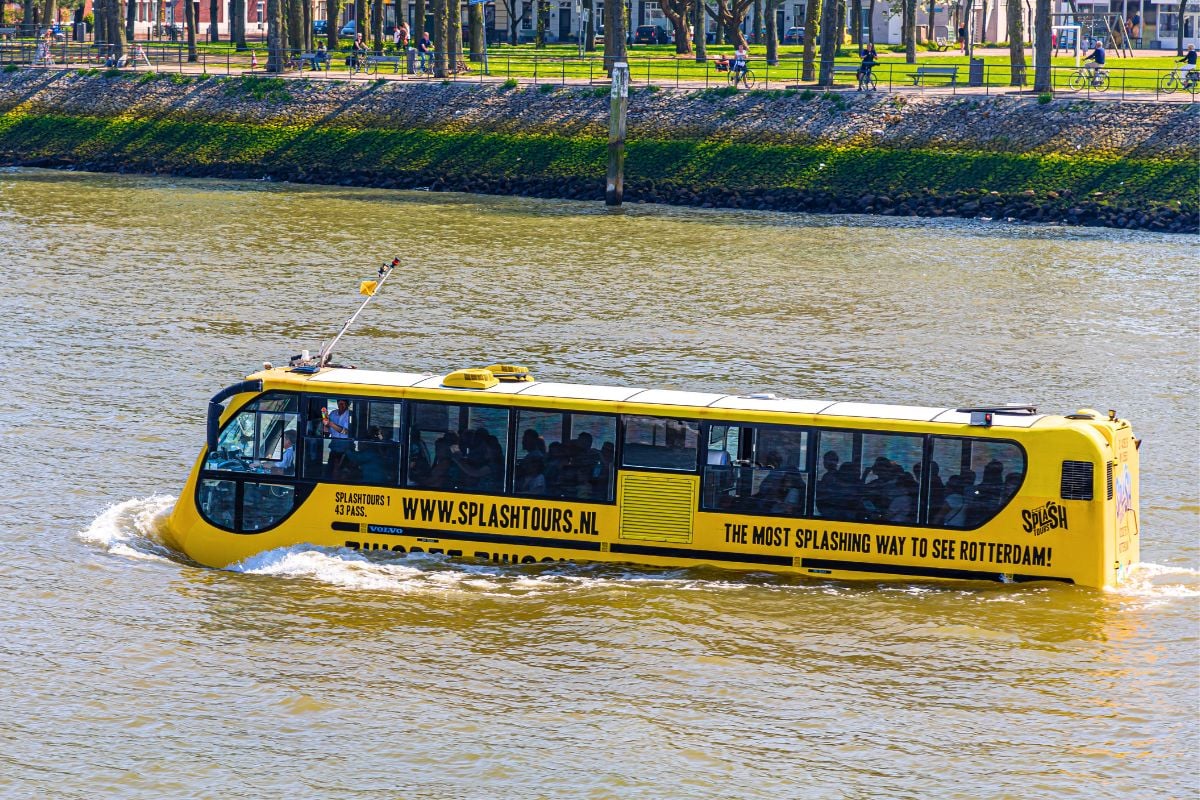 bus tours in Rotterdam