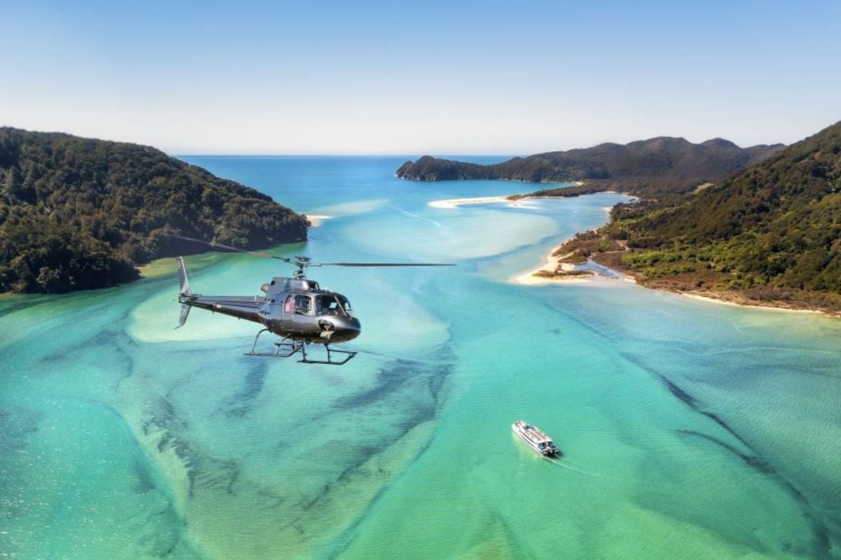 Helicopter tours in Nelson
