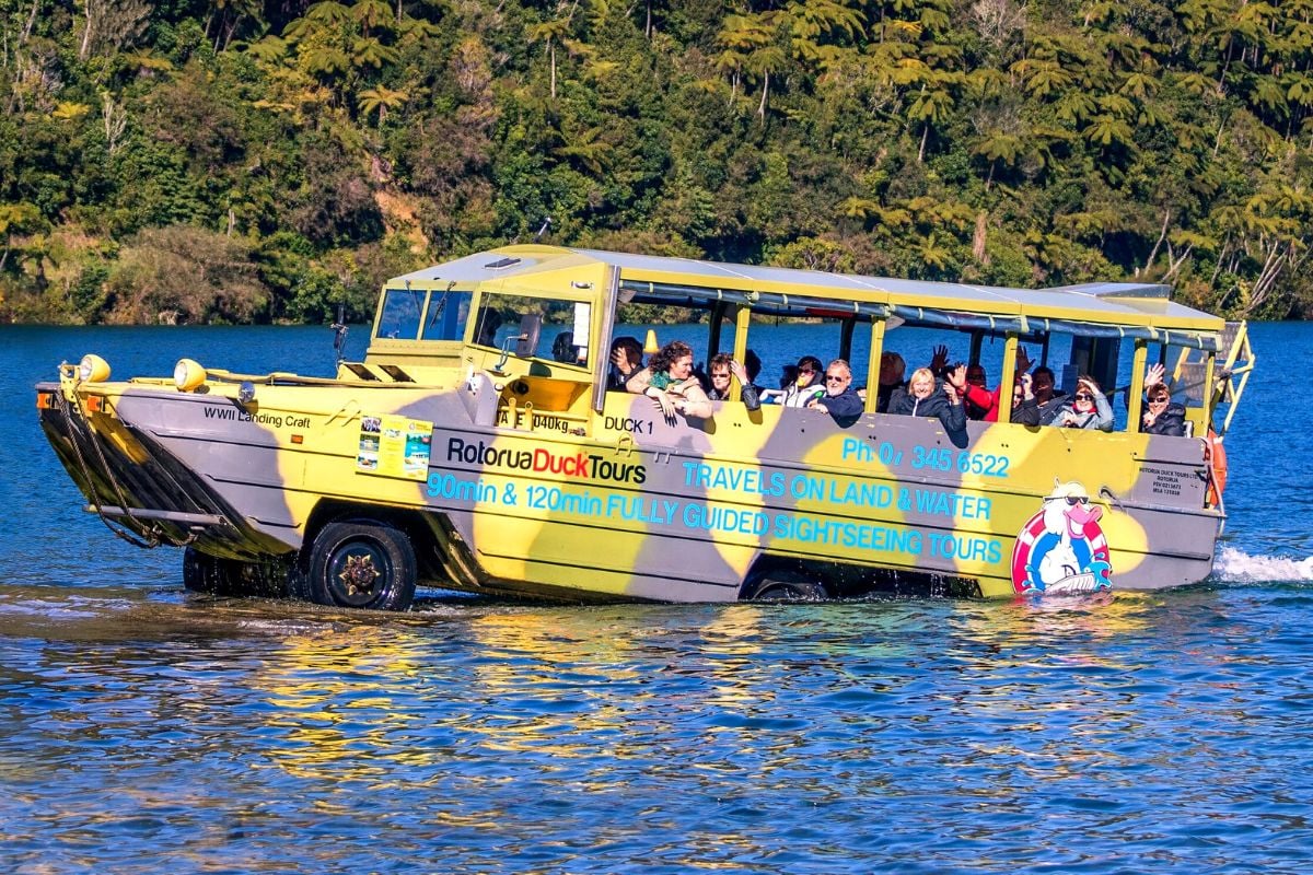 Rotorua Duck Boat tours