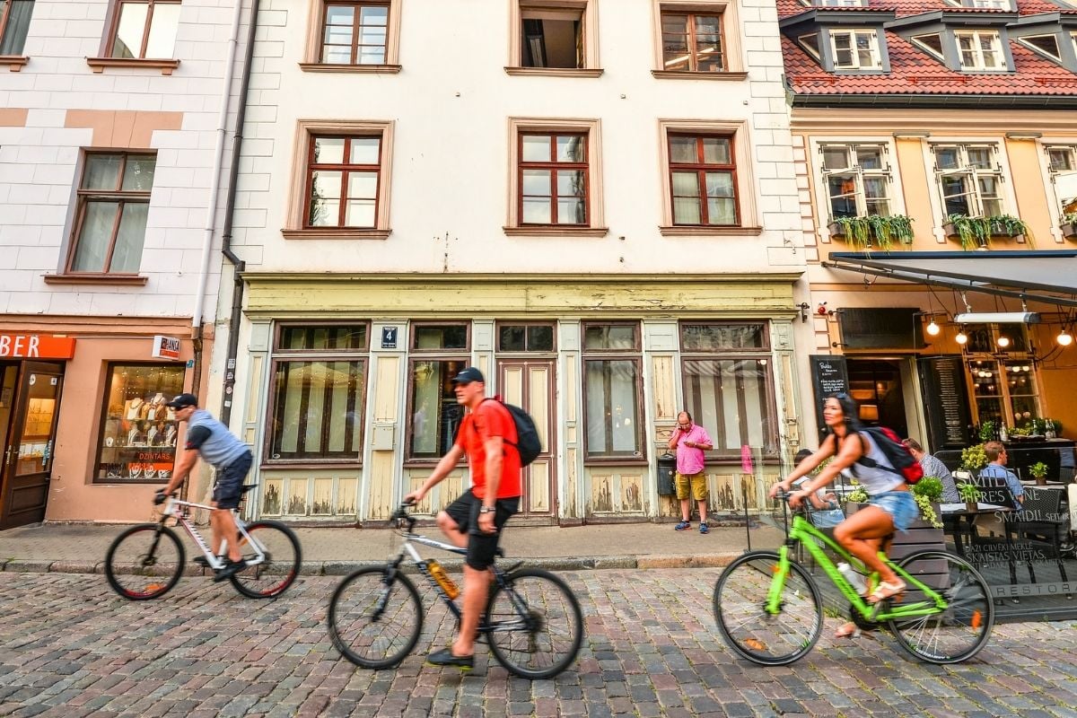 bike tours in Riga