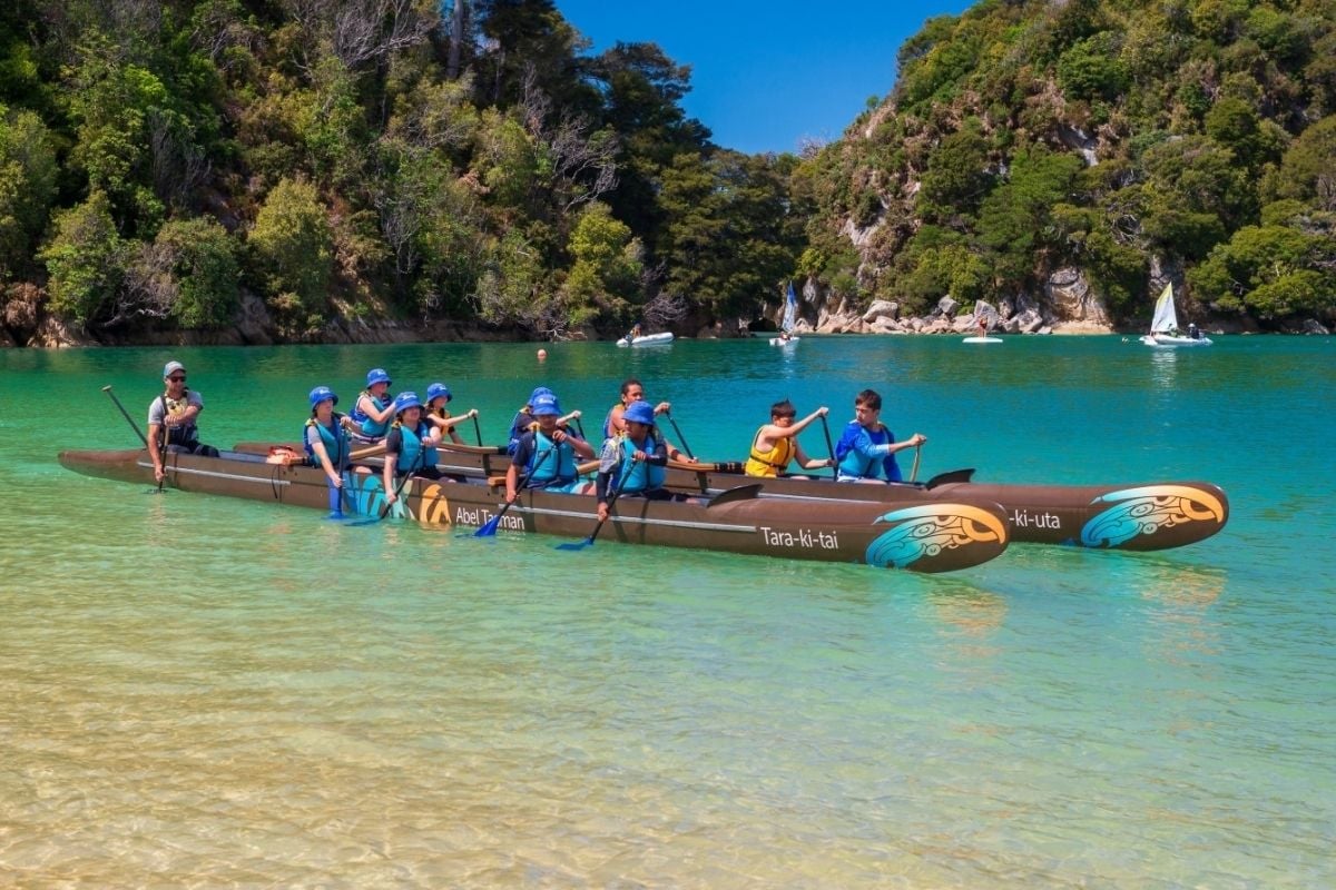 waka paddle tours in Nelson