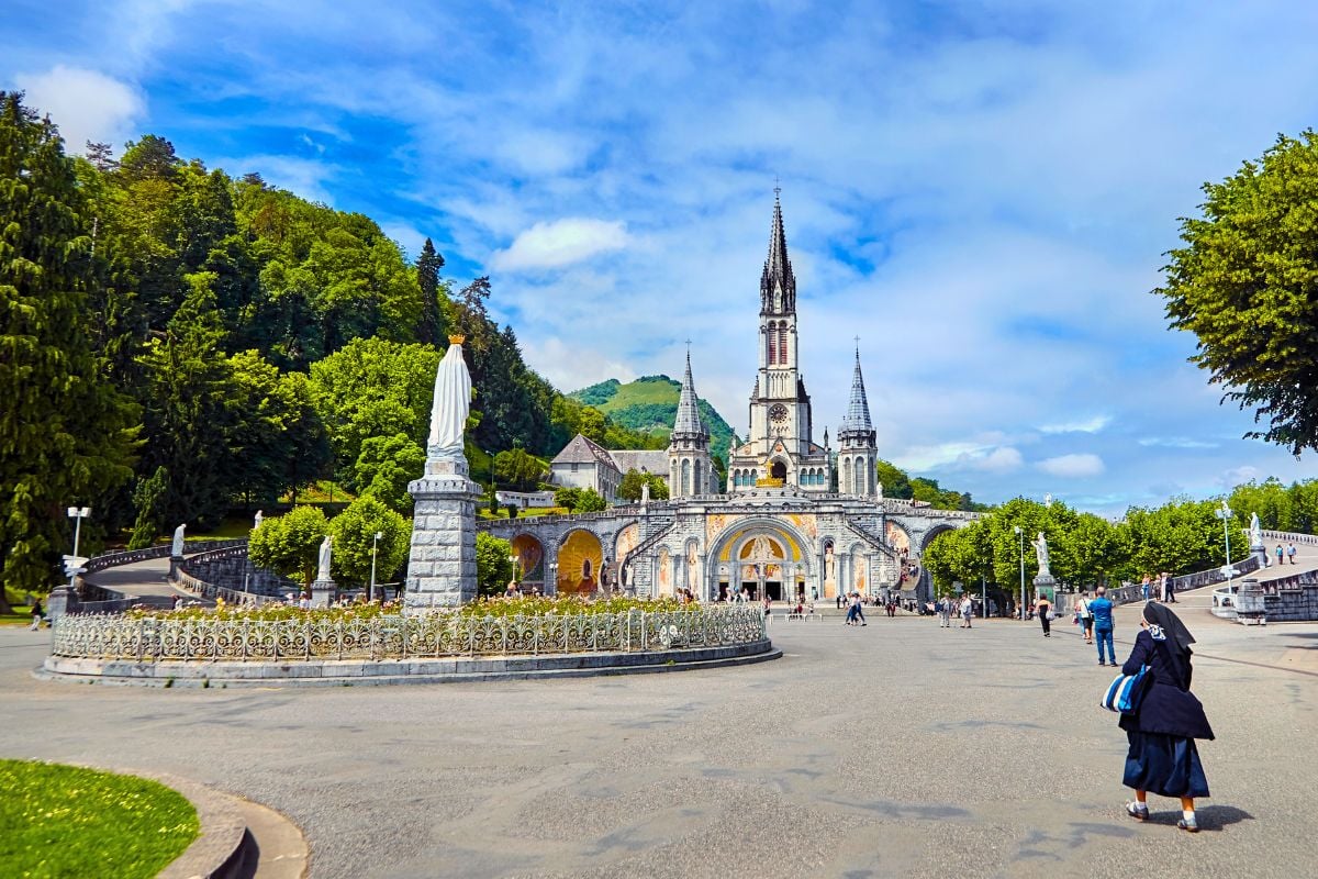 Lourdes Sanctuary day trip from San Sebastian