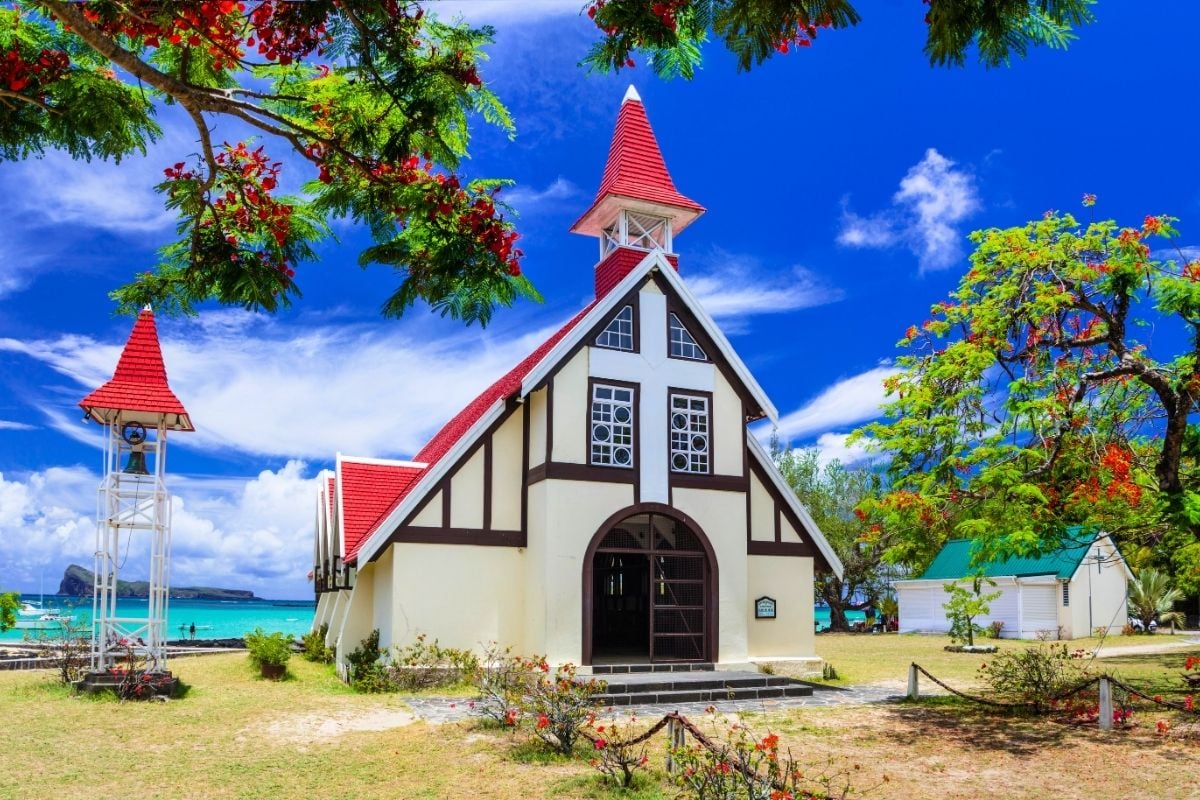 Notre Dame Auxiliatrice, Mauritius
