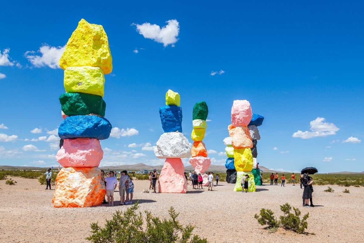 Seven Magic Mountains tours from Las Vegas