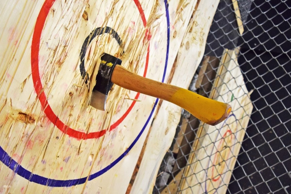 axe throwing in Las Vegas