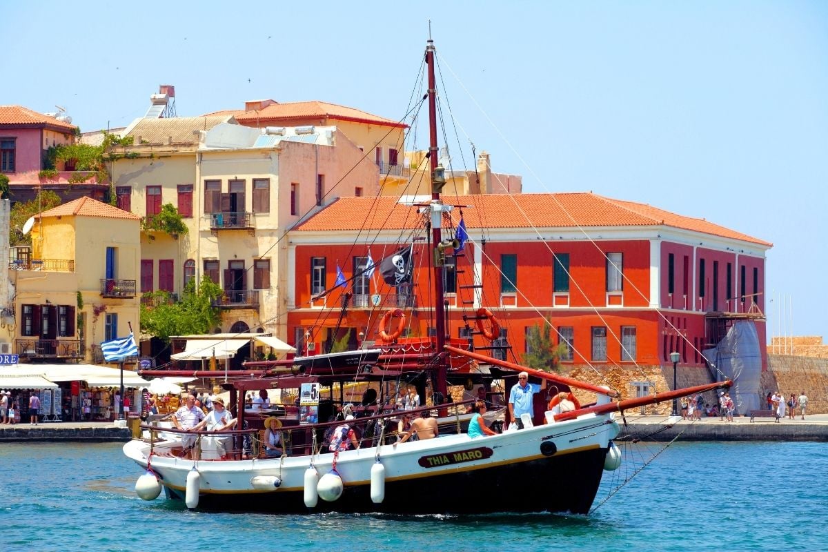 boat tour in Chania