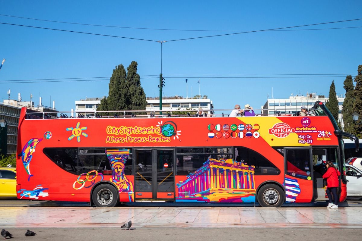 bus tours in Athens