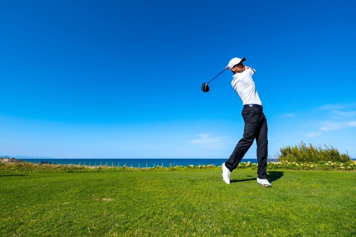 golf courses in Corsica