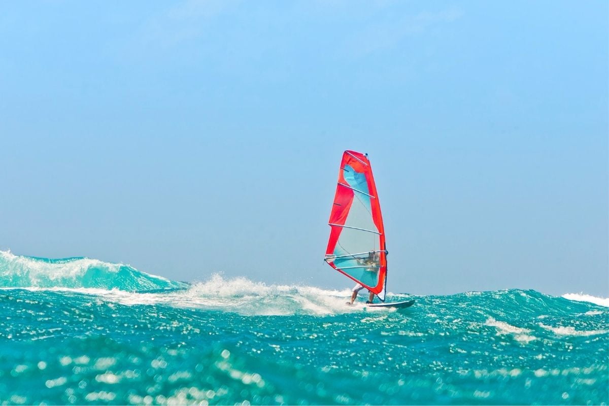 windsurfing in Corsica