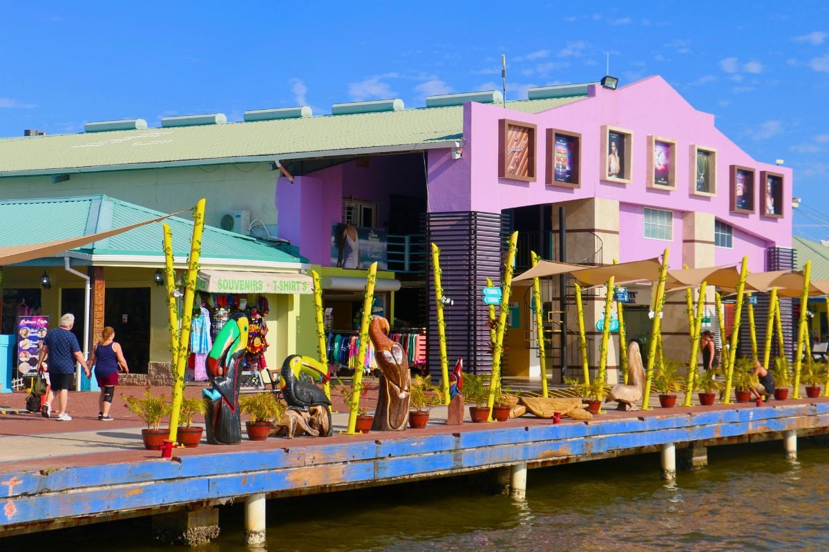Fort Street Tourism Village, Belize